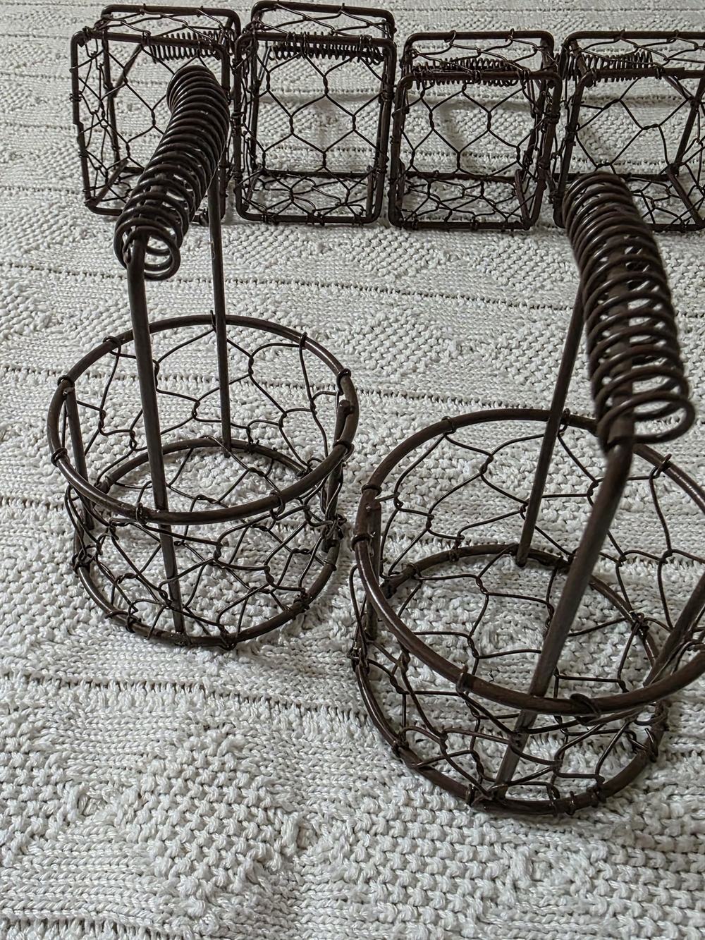 Set of 6 Rustic Wire Baskets - Picture 4 of 9